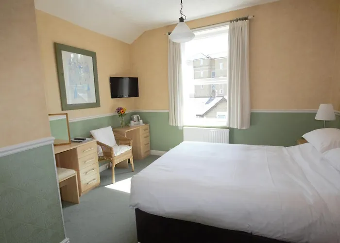 Couette-café The Dales 4*